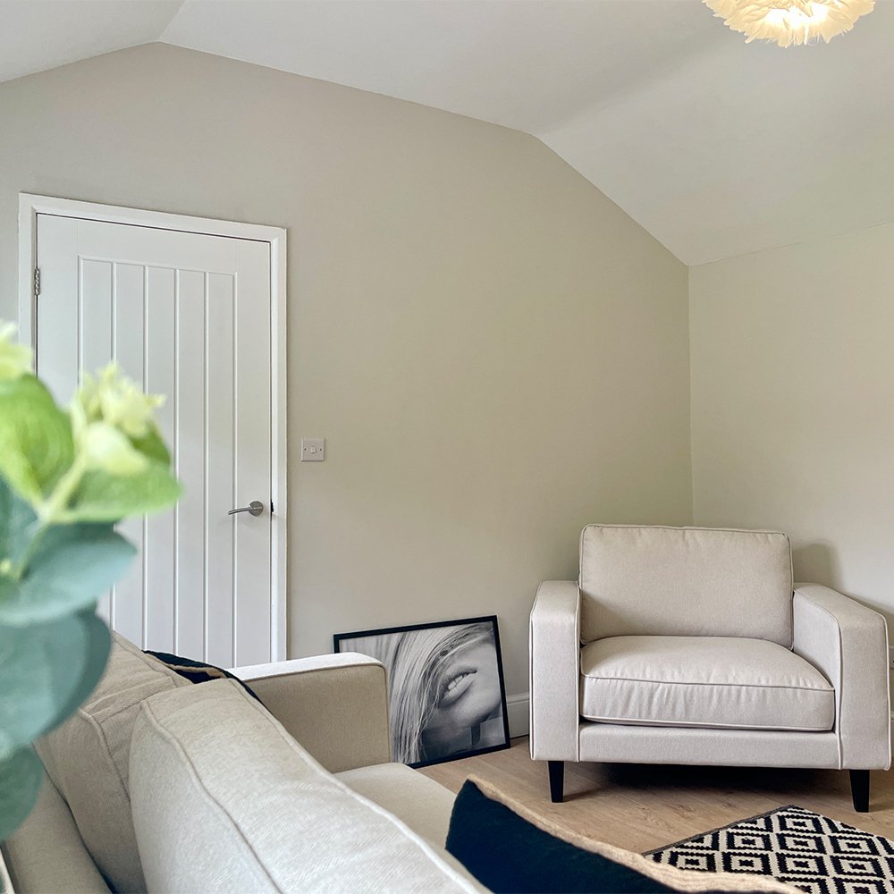 Serviced-Accommodation_0002_Living Room 5