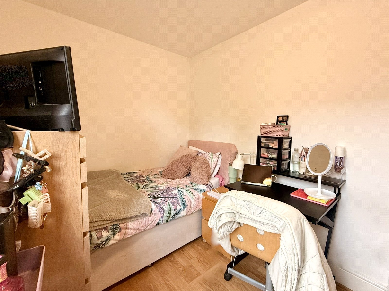 Room 4