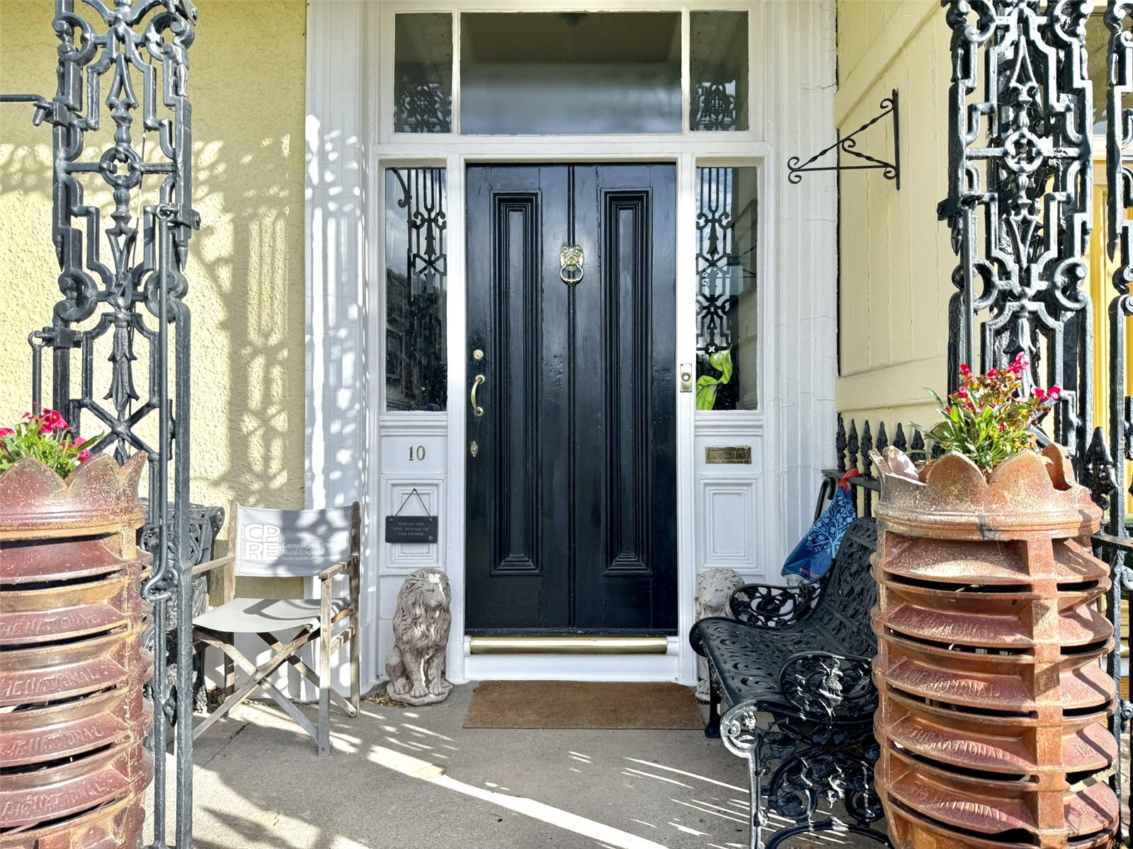 Front Southport Sellers