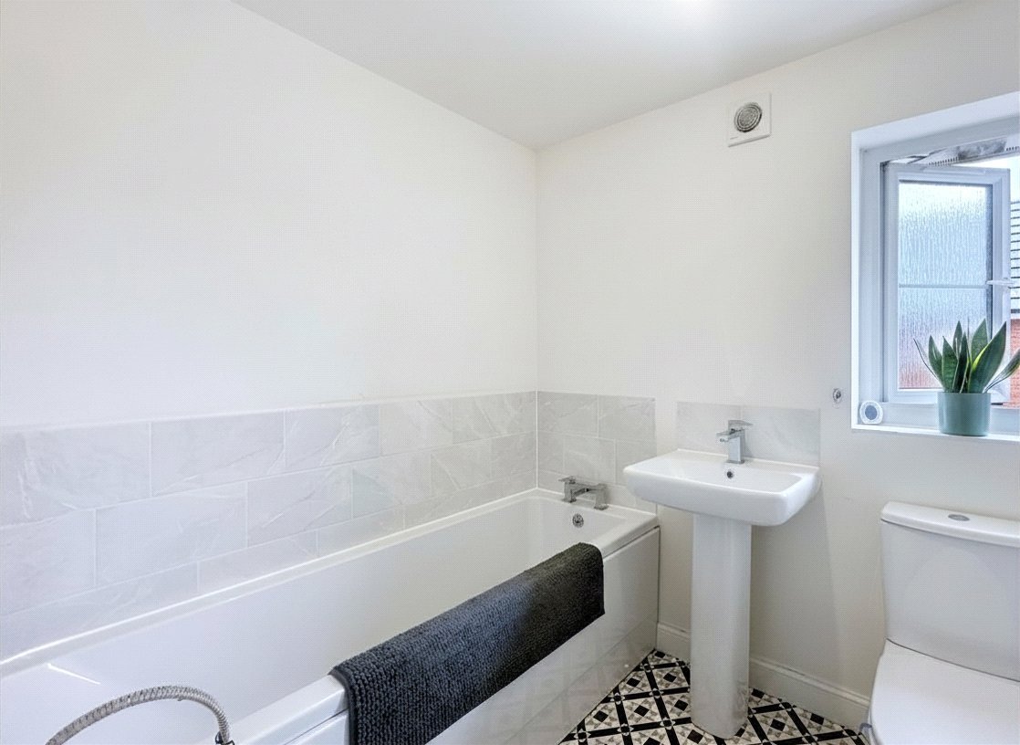 Main Bathroom