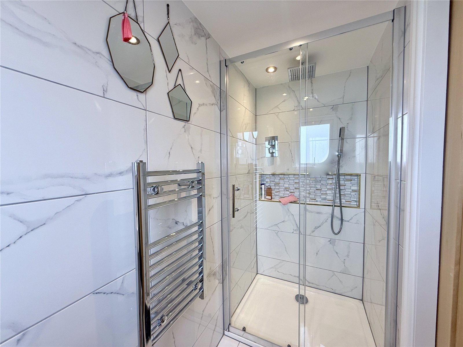 Master En-Suite